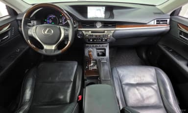 New ES300h