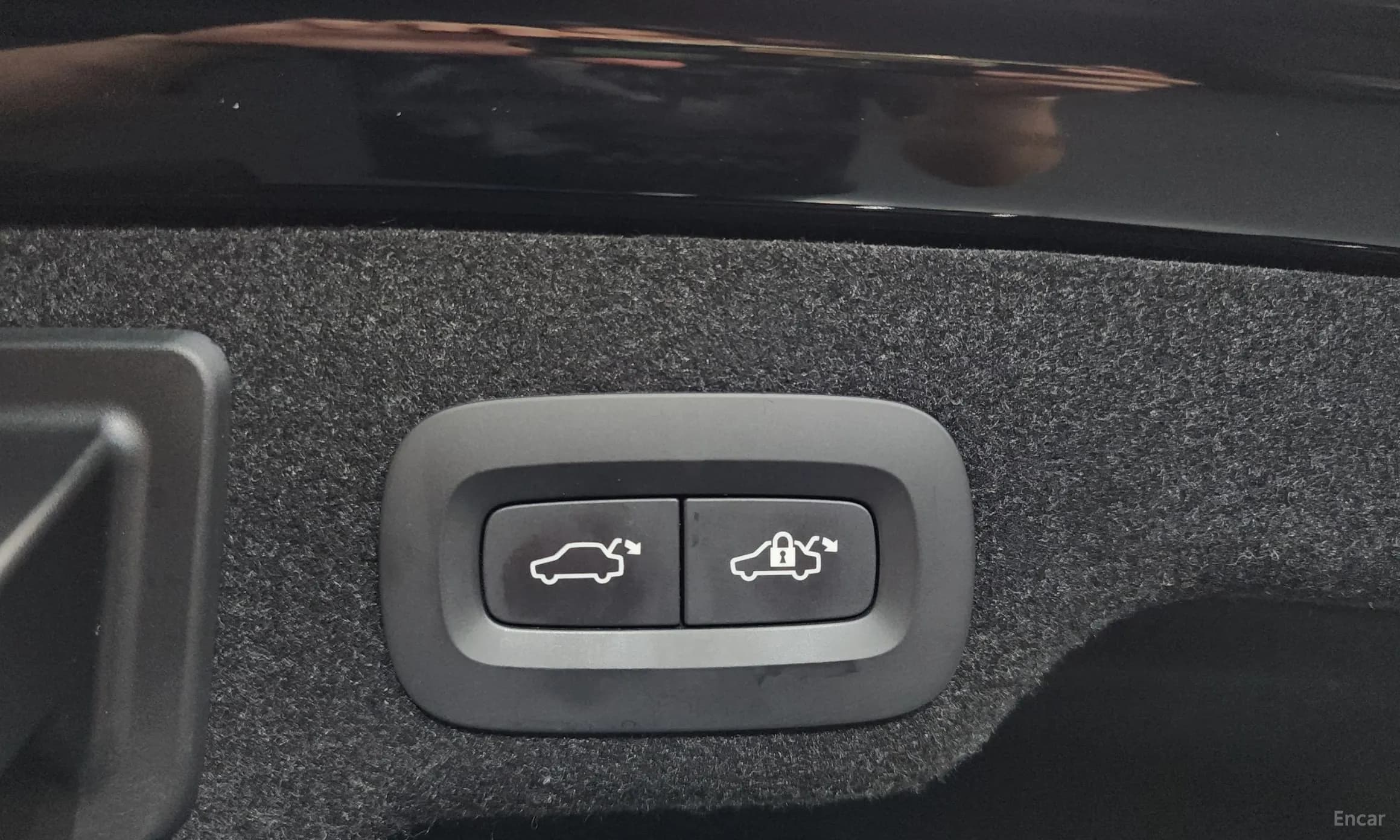 S90