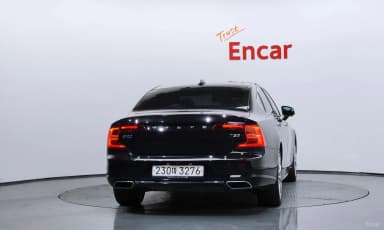 S90