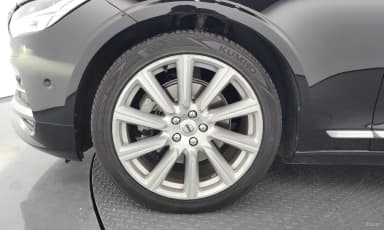 S90