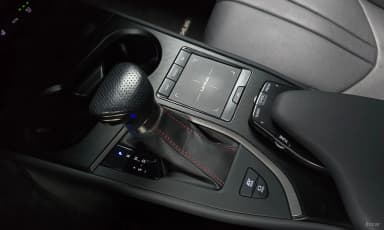 UX250h