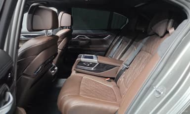 7 Series (G11)