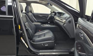 LS600hL