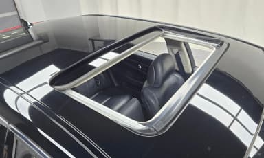LS600hL