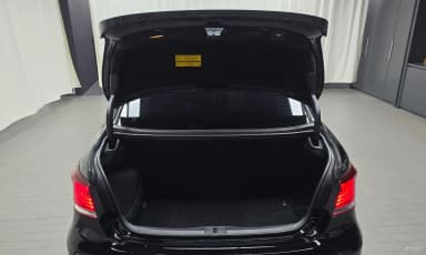 LS600hL