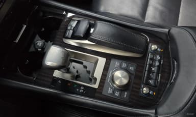 LS600hL