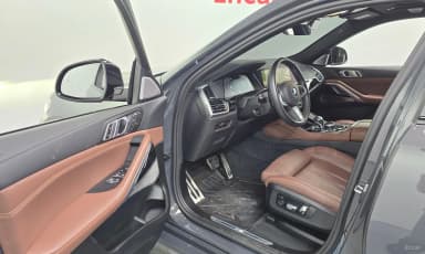 X6 (G06)