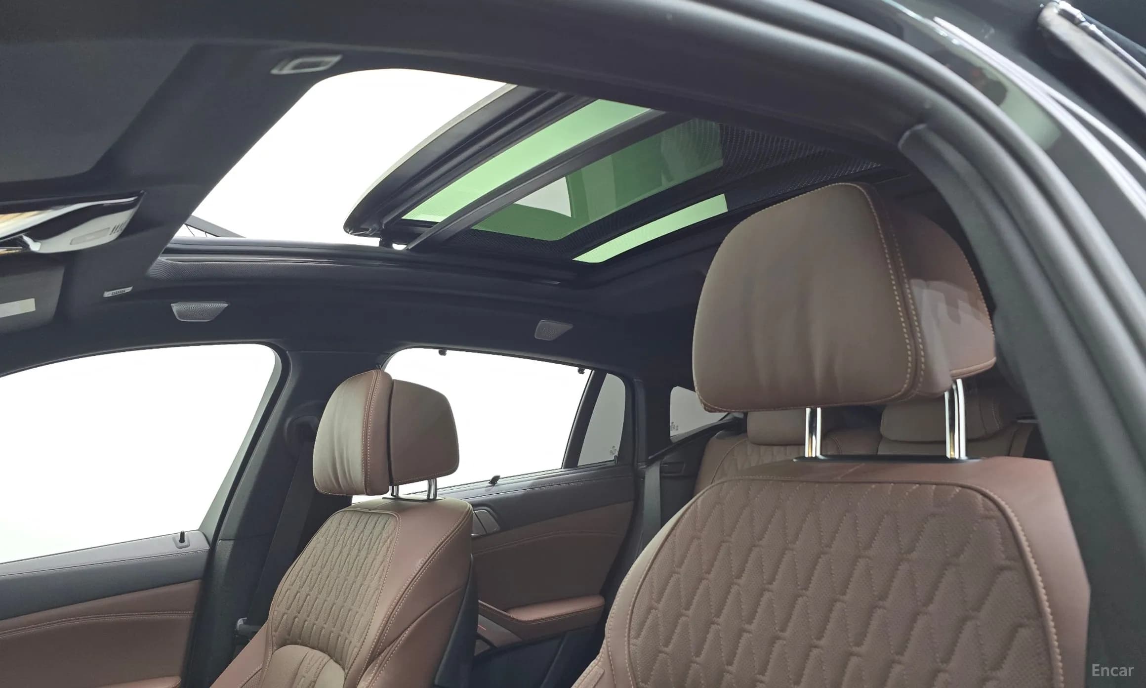 X6 (G06)