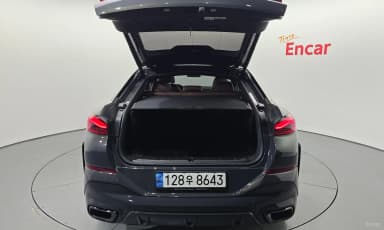 X6 (G06)