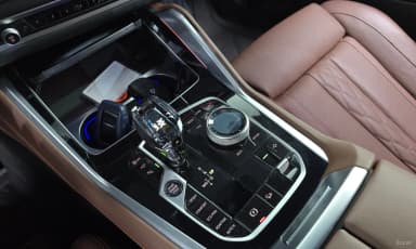 X6 (G06)