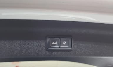 Q3 (F3)