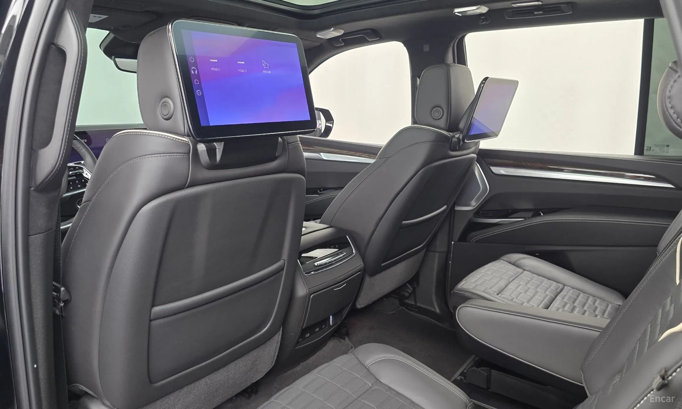 Escalade 5th Generation