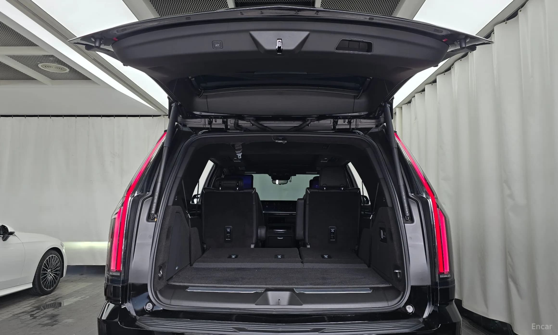 Escalade 5th Generation