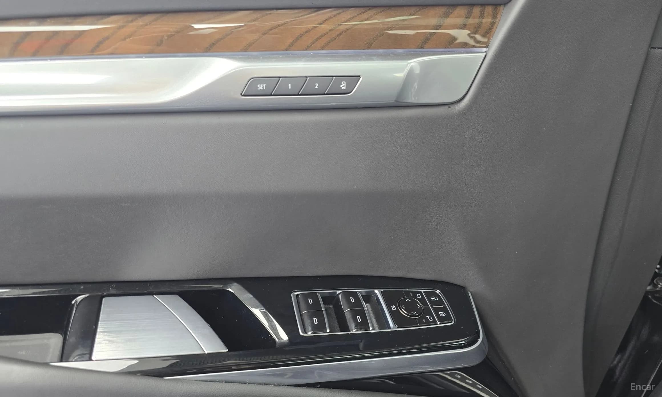 Escalade 5th Generation