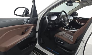 X5 (G05)