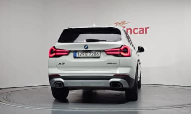 X3 (G01)