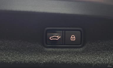 G90