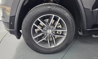Grand Cherokee