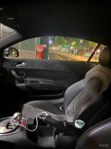 R8