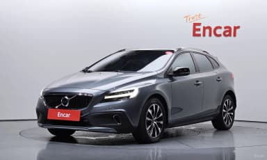 V40 Cross Country