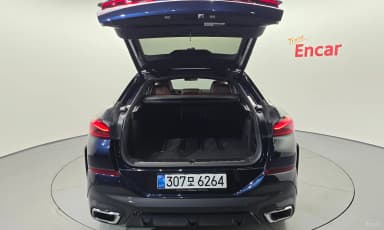 X6 (G06)