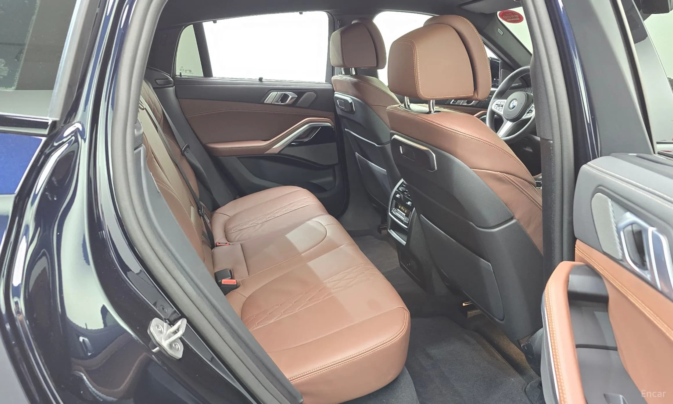 X6 (G06)