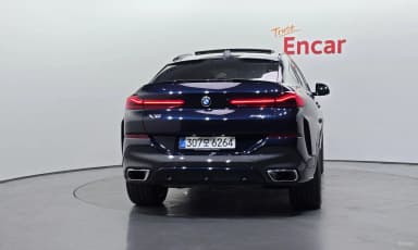 X6 (G06)
