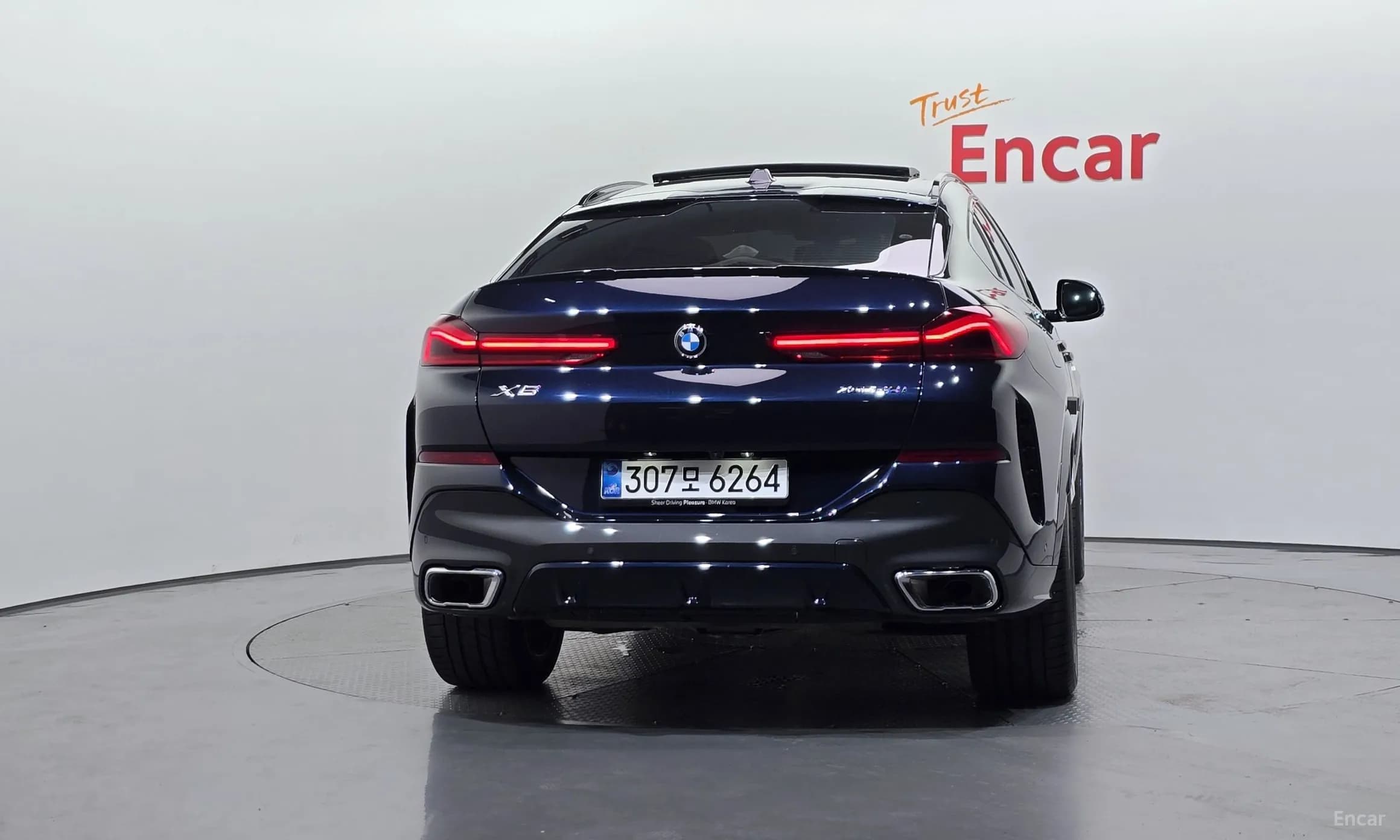 X6 (G06)