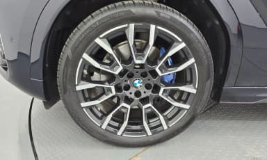 X6 (G06)