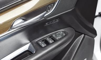 XT5