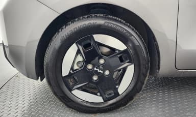 The New Kia Ray EV