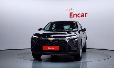 Trax Crossover