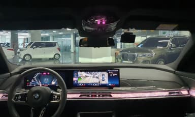 7 Series (G70)