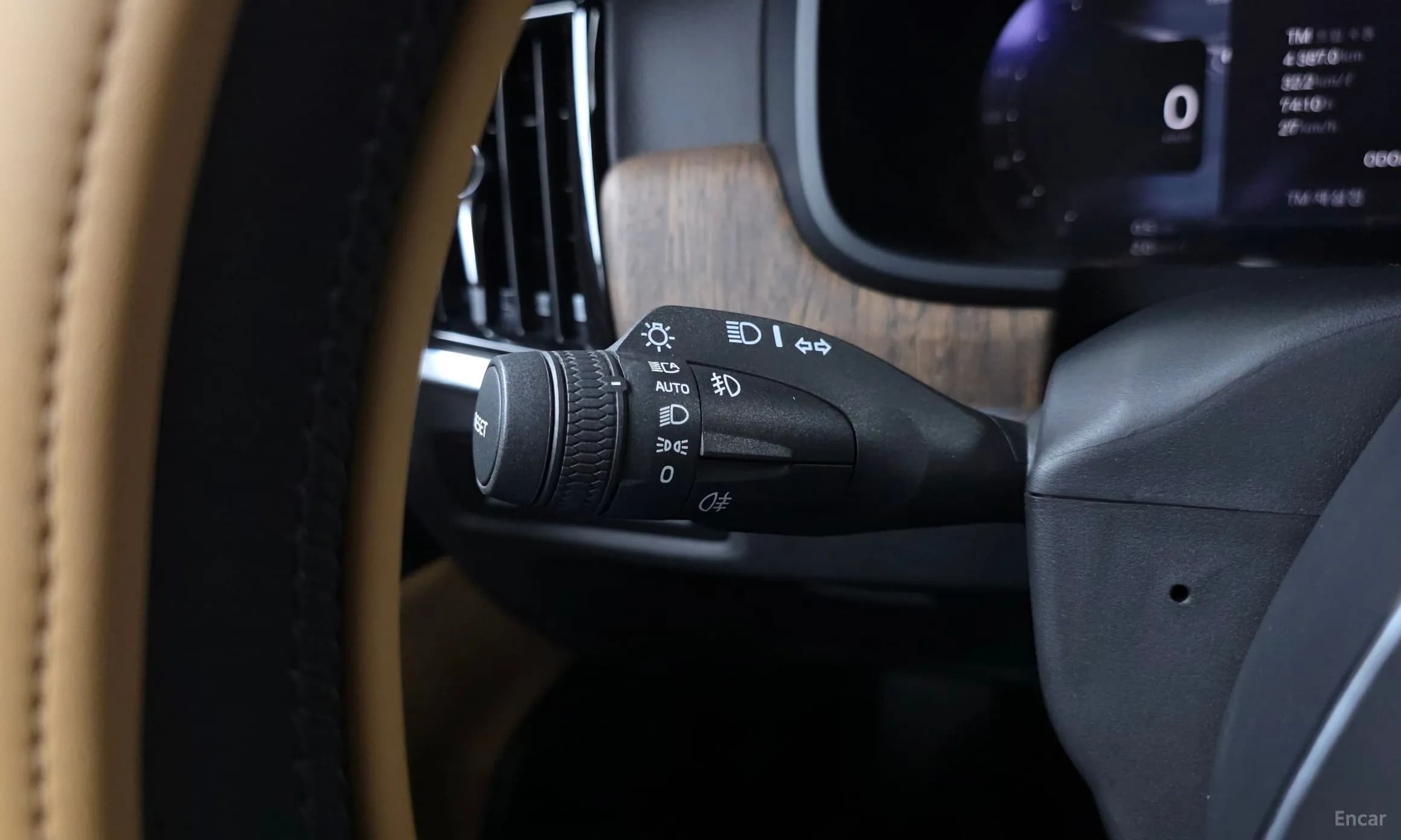 S90