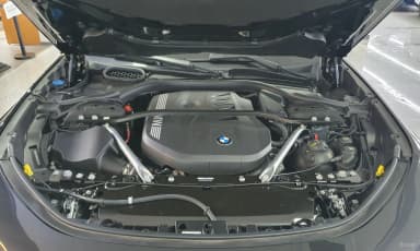 7 Series (G70)