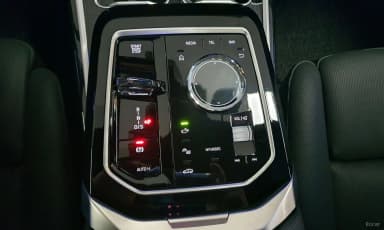 7 Series (G70)