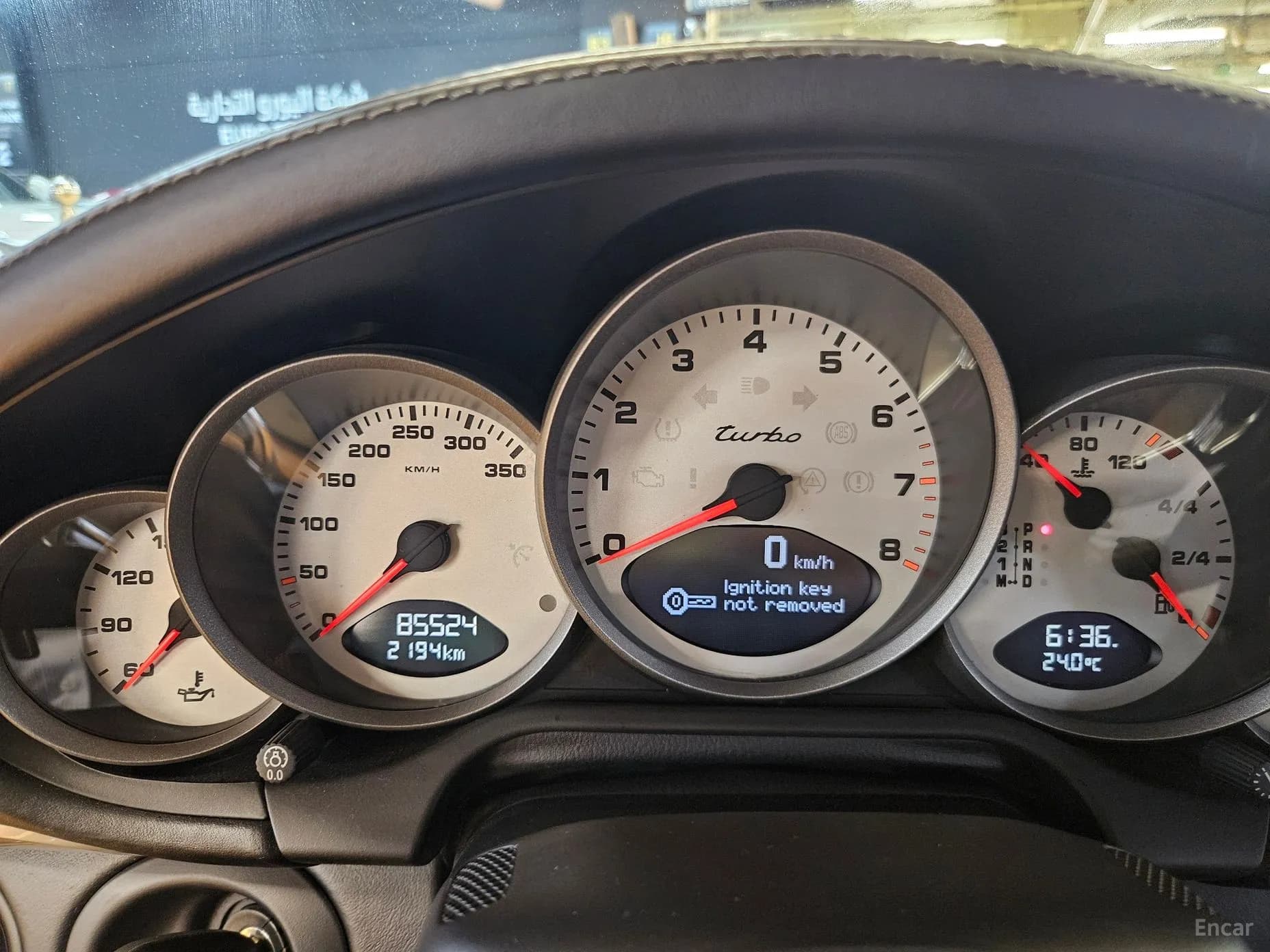 910