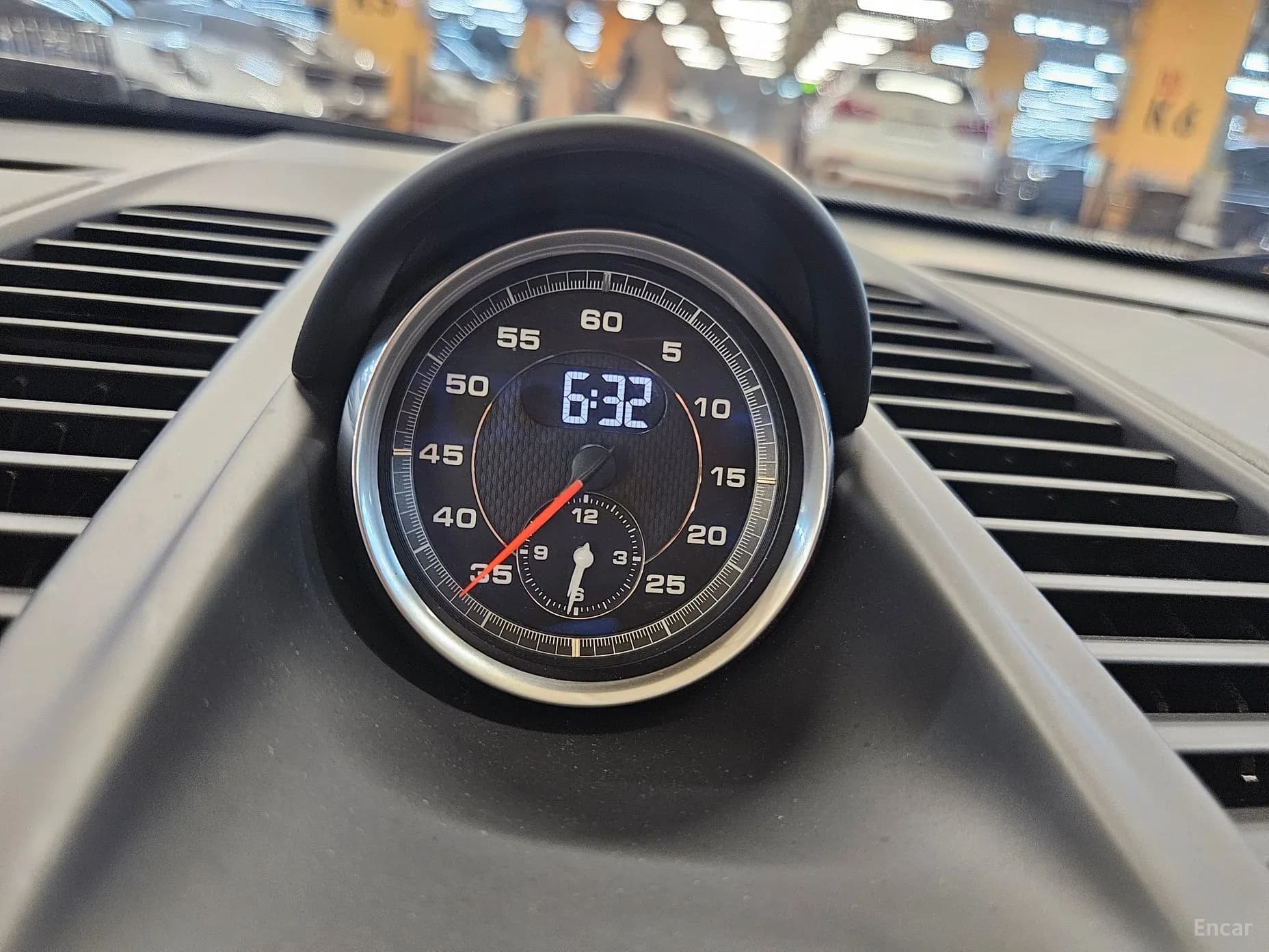 910