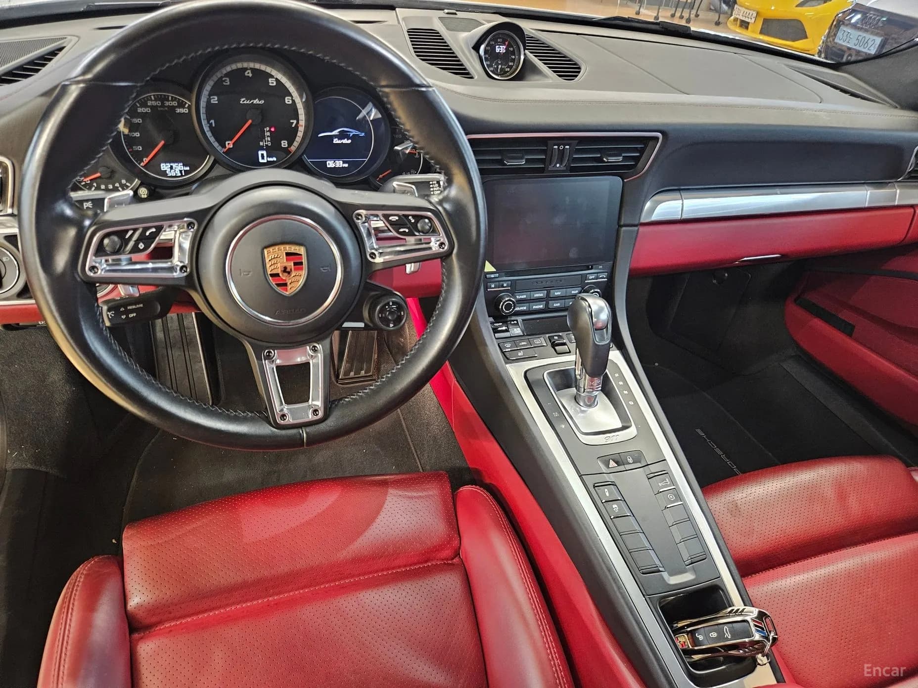 910