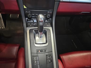 910