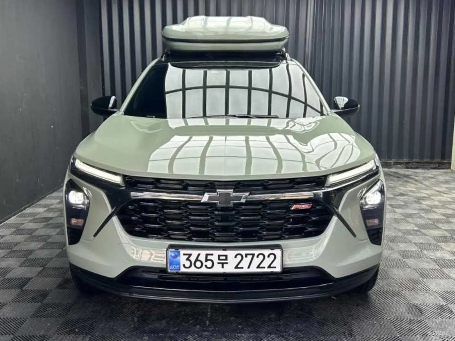 Trax Crossover