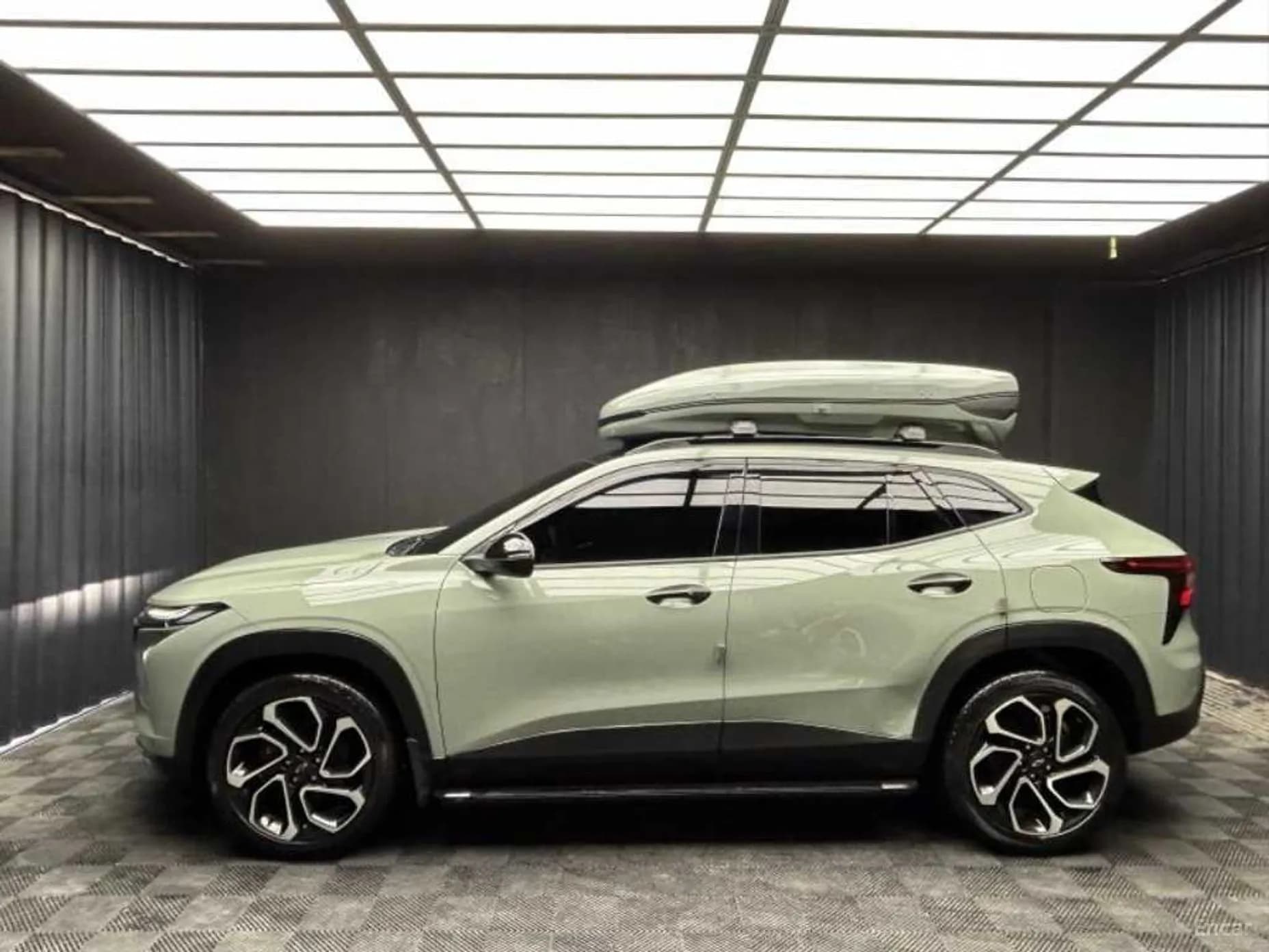Trax Crossover
