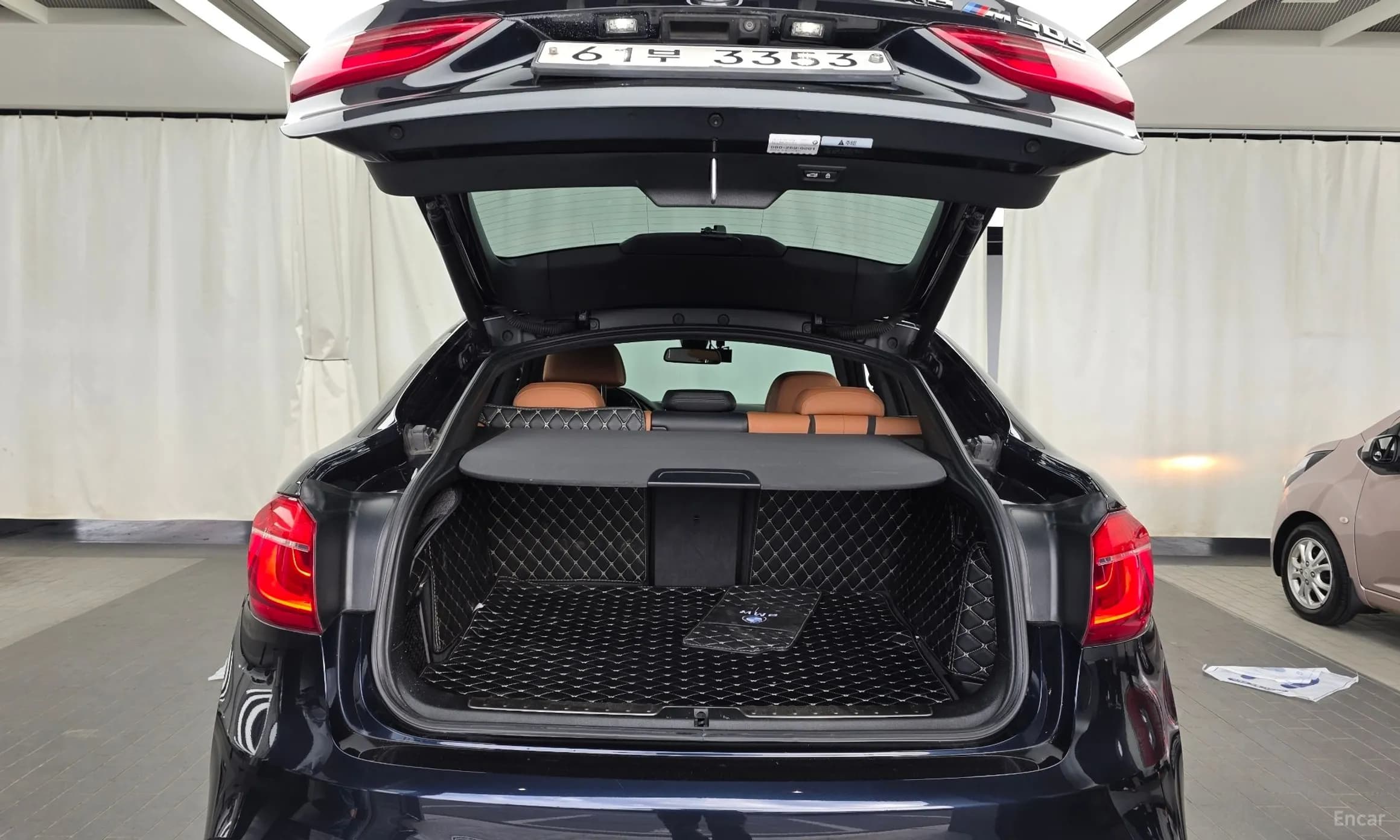 X6 (F16)