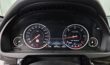 X6 (F16)