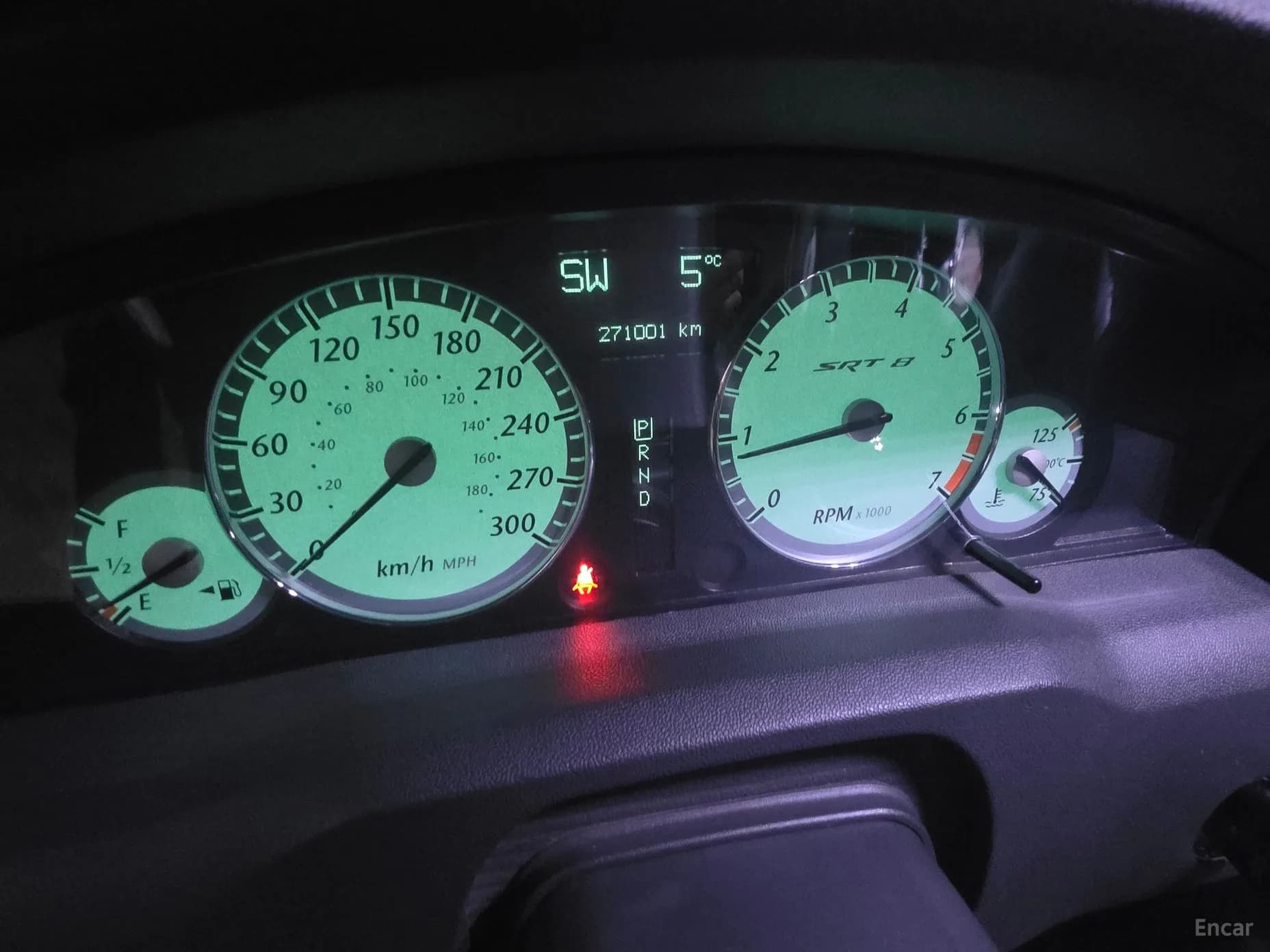 300C