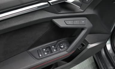 RS3 (8Y)