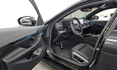 5 Series (G60)