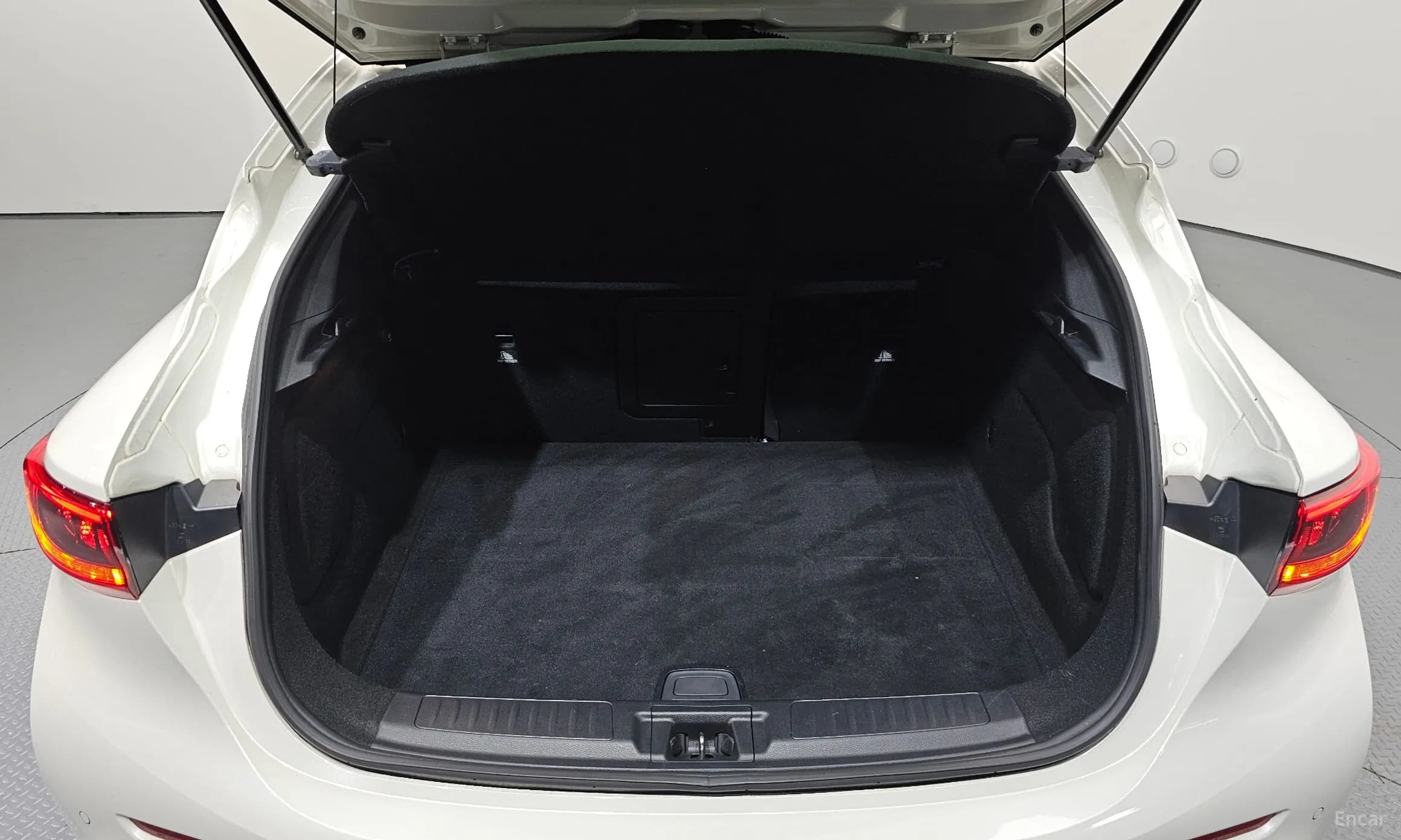 Q30