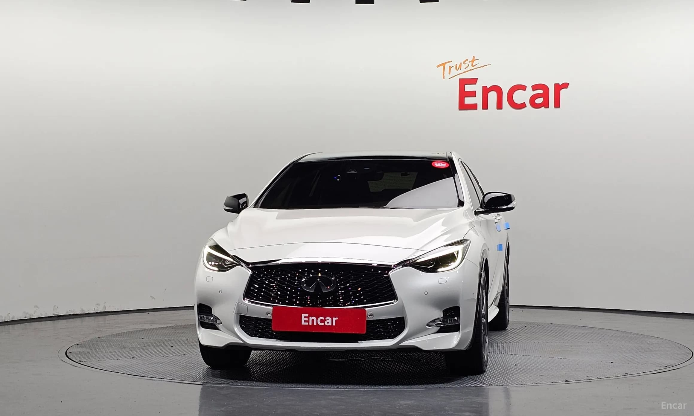 Q30