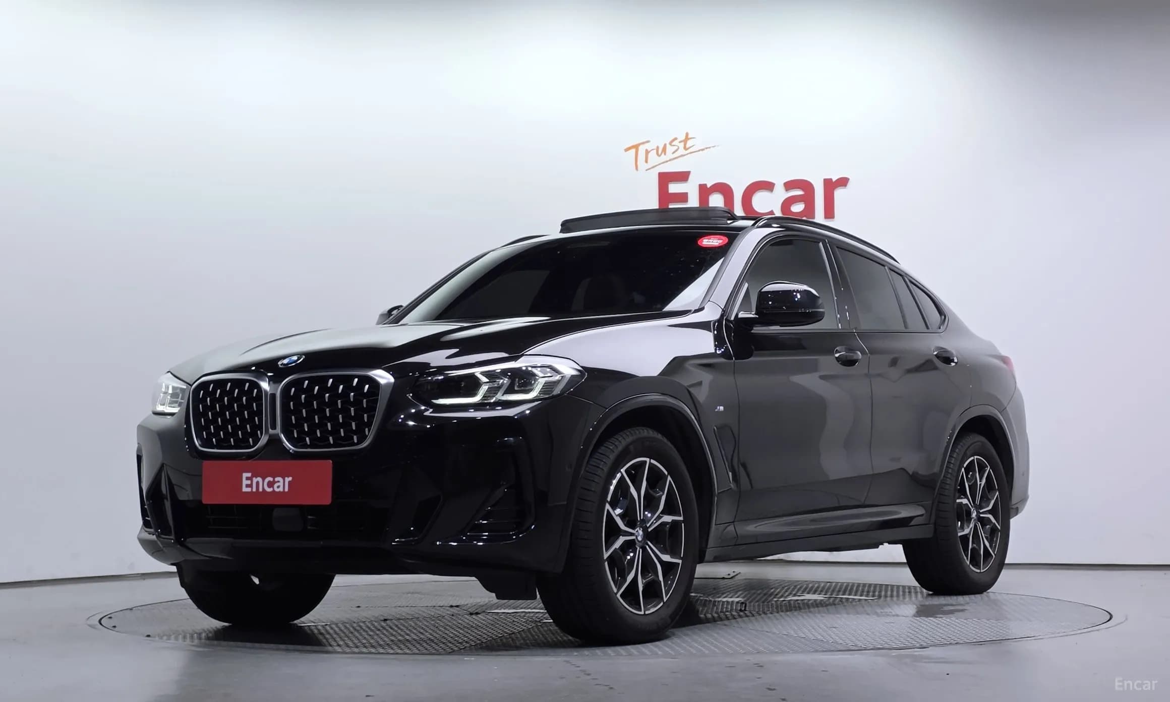 X4 (G02)